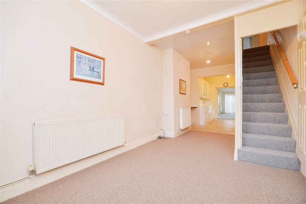 Property photo 3 of 18 Picture No. 04