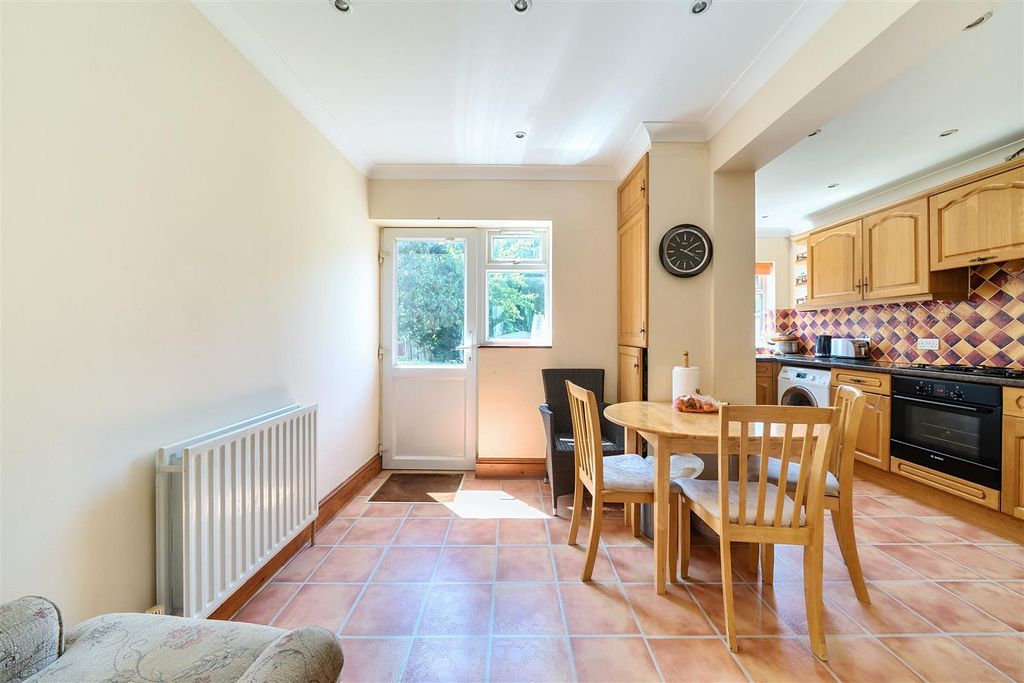 Property photo 2 of 16 Kitchen Dining Room 1.Jpg