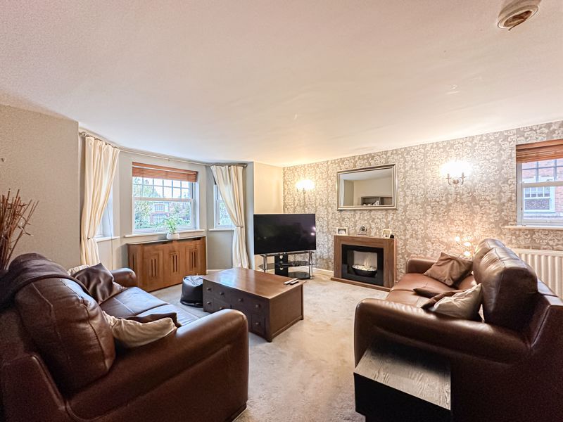 Property photo 3 of 14 Photo 12