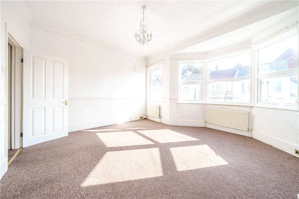 Property photo 2 of 7 Picture No. 06
