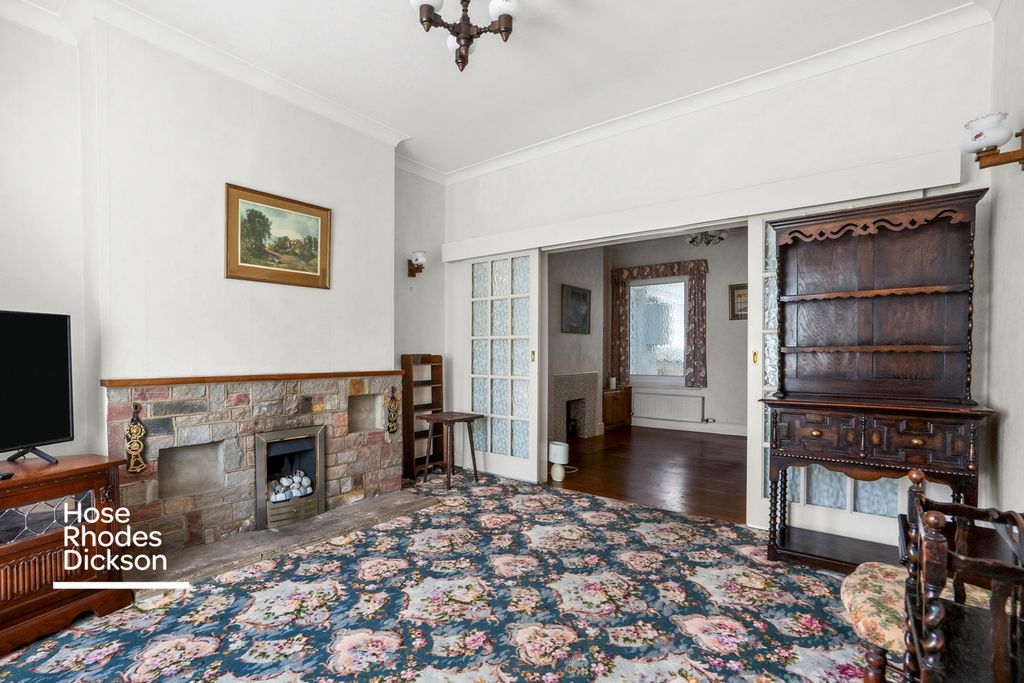 Property photo 3 of 15 Pbox-Img.Jpg