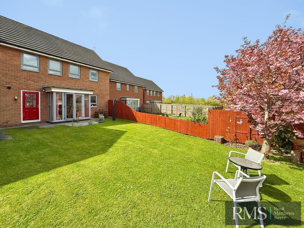 Property photo 3 of 14 Photo 12