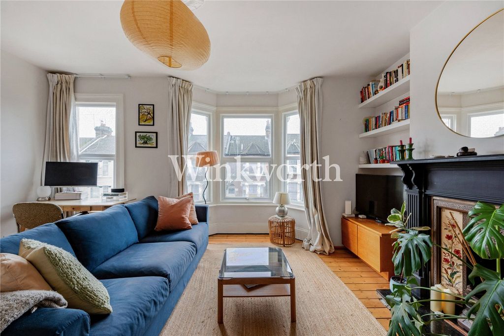 Property photo 3 of 17 Picture No. 13