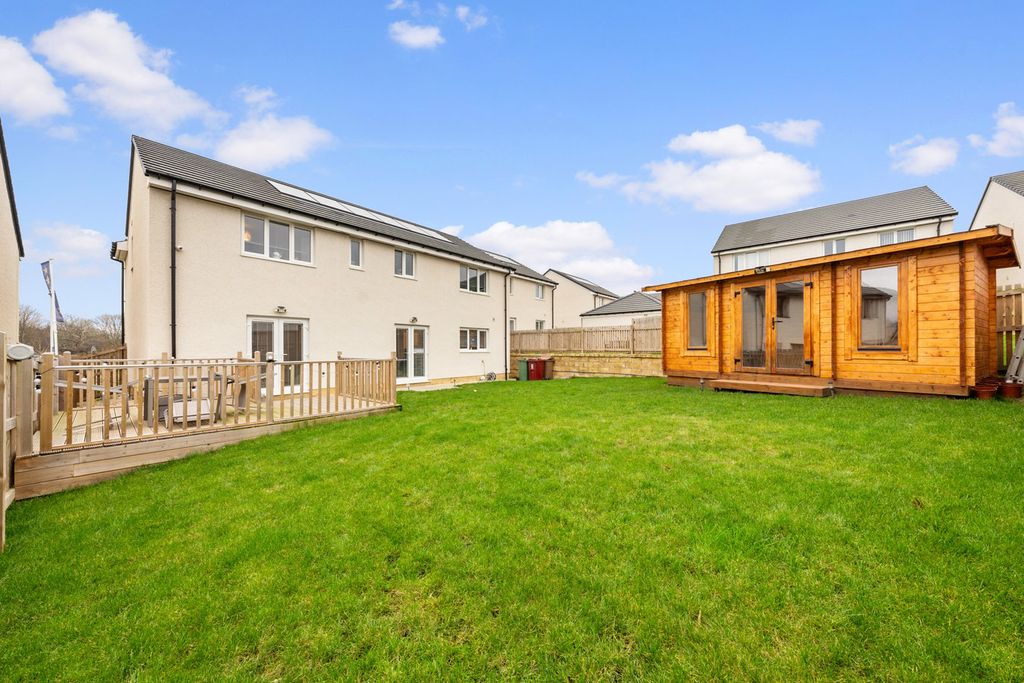 Property photo 3 of 50