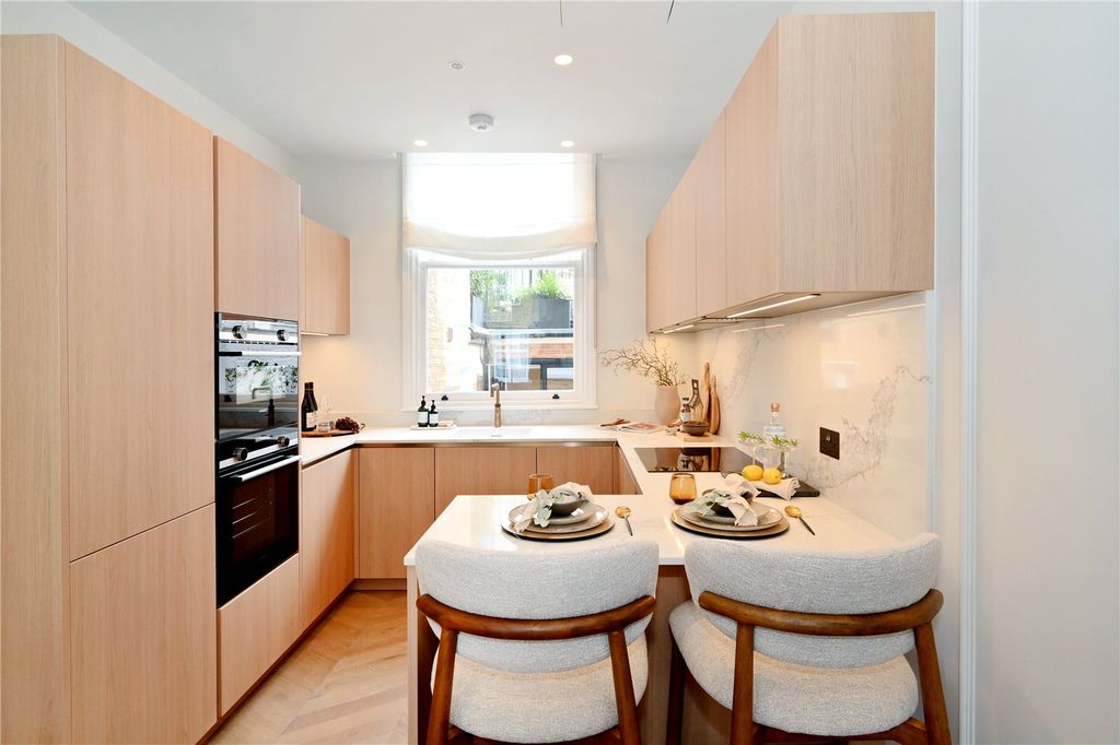 Property photo 2 of 13 Kitchen