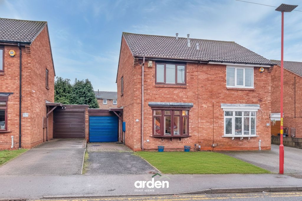 Property photo 1 of 11