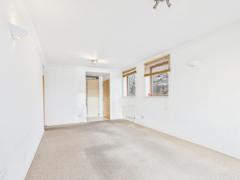 Property photo 2 of 7 Photo 5