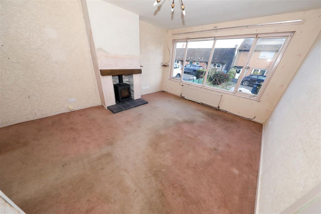 Property photo 3 of 16 D