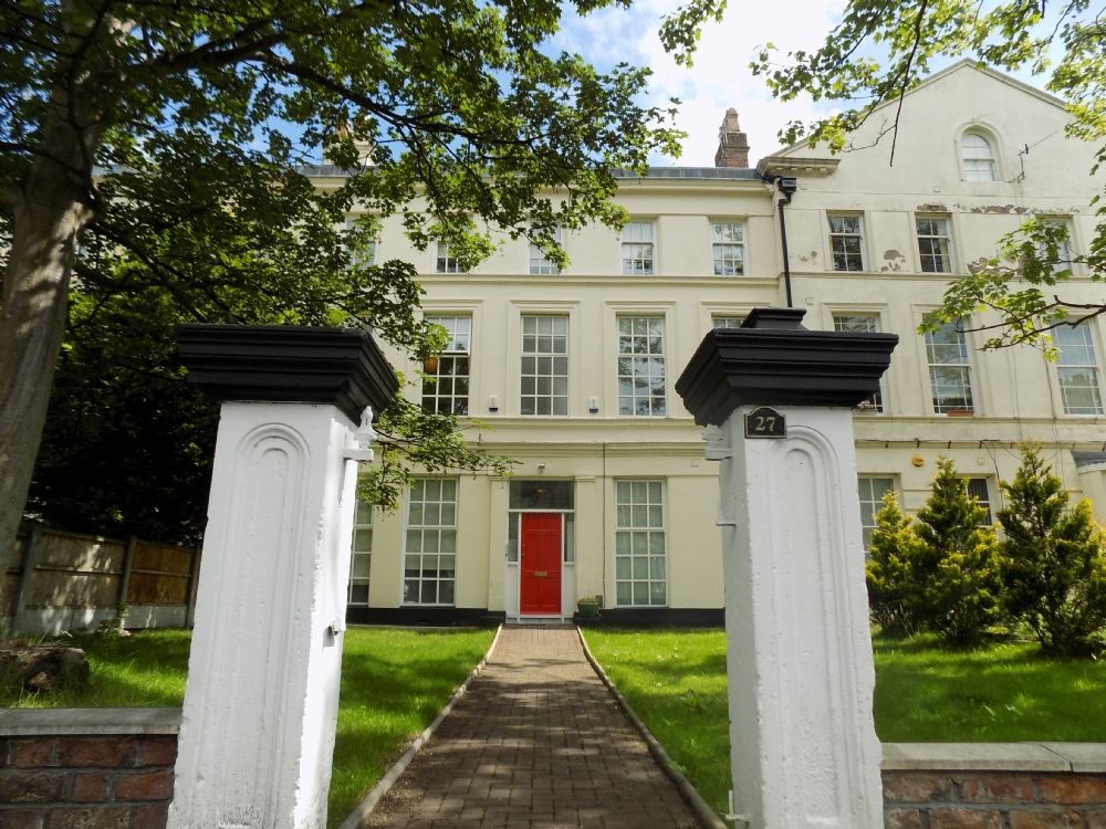 Property photo 1 of 13