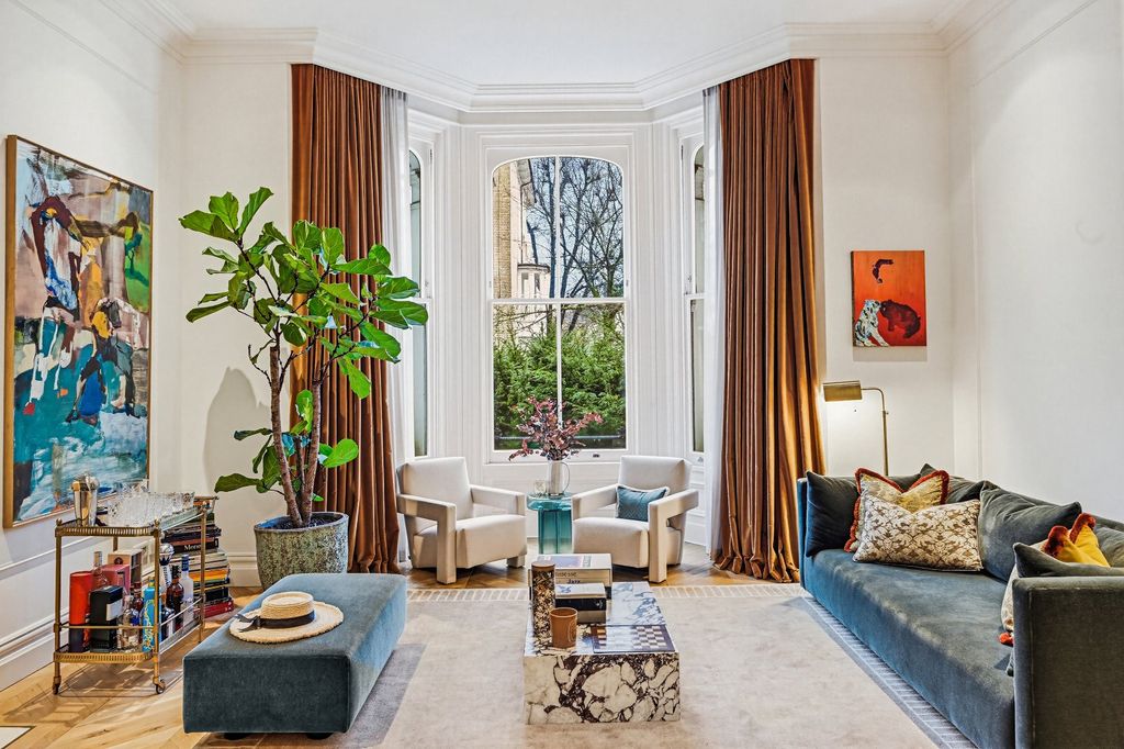 Property photo 2 of 11 Reception Room