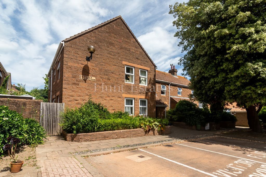 Property photo 1 of 15 Main Image