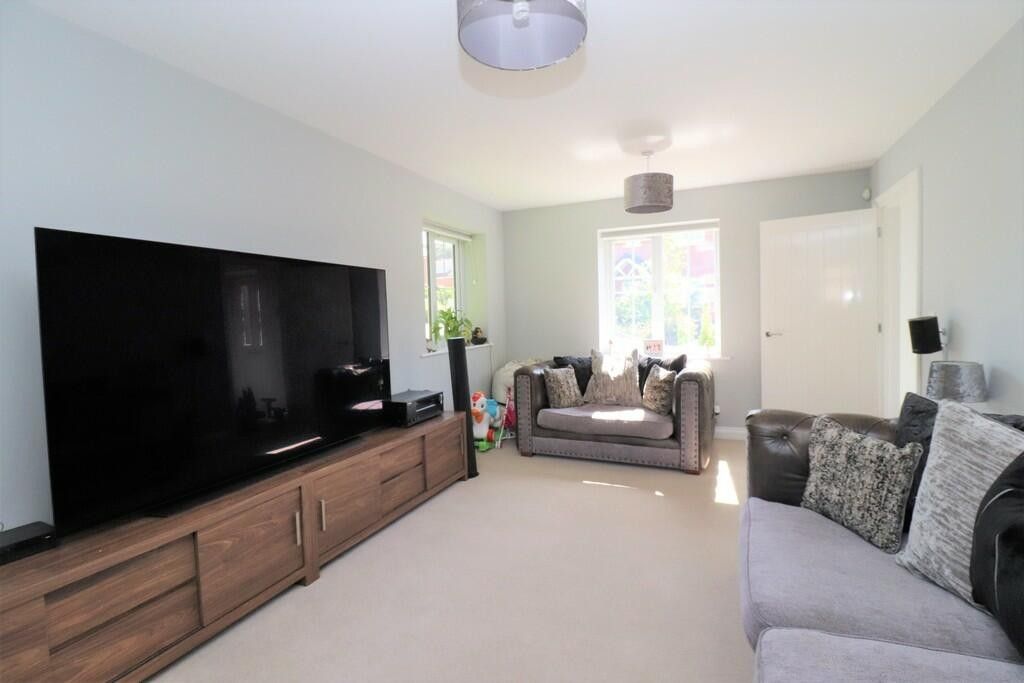 Property photo 3 of 22