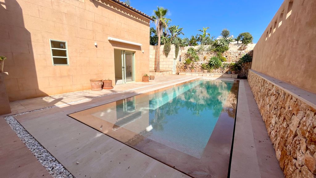 Property photo 1 of 26 020.Jpg