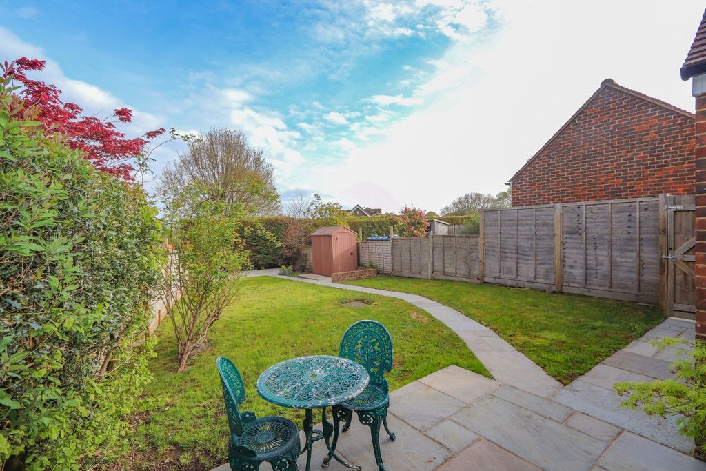 Property photo 3 of 15