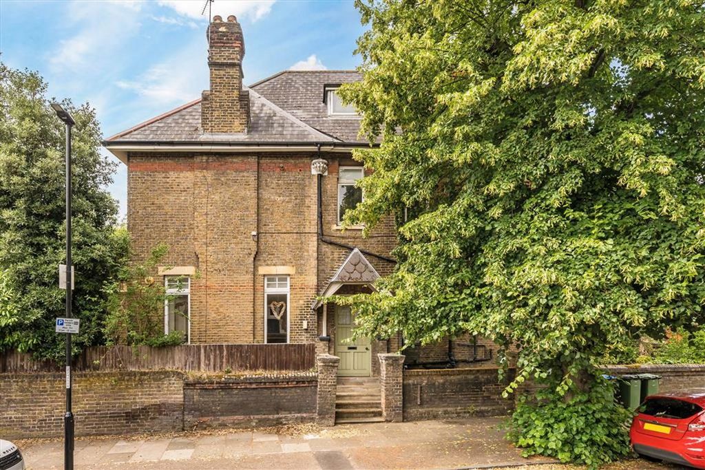 Property photo 1 of 5