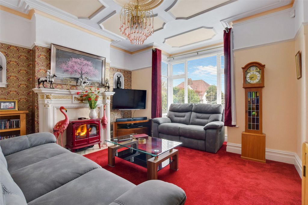 Property photo 2 of 18 Picture No. 09