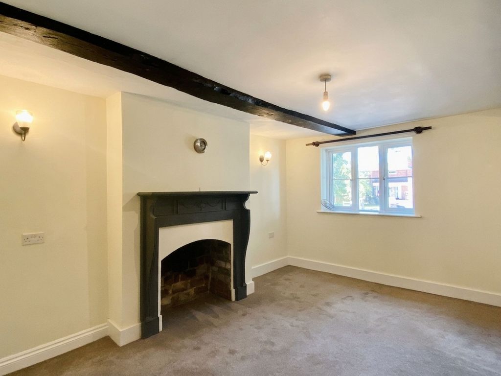 Property photo 3 of 15 Living Room