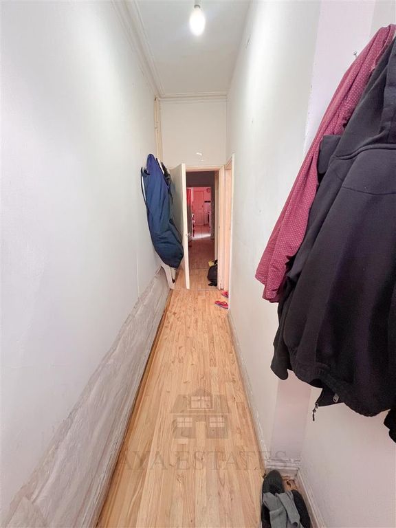 Property photo 2 of 13 20260106_134734000_Ios.Jpg