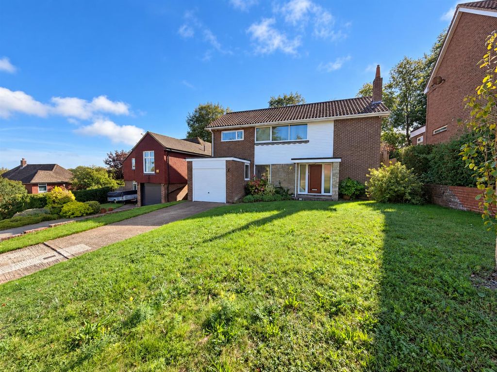 Property photo 1 of 26
