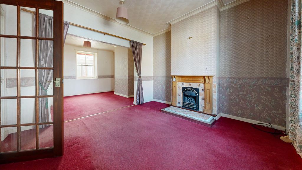 Property photo 2 of 15 Living-Room (17).Jpg