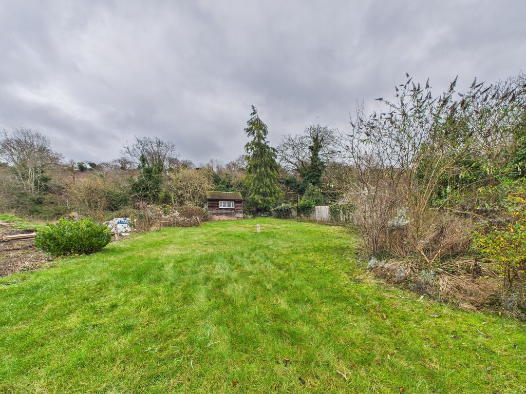 Property photo 2 of 13 Garden