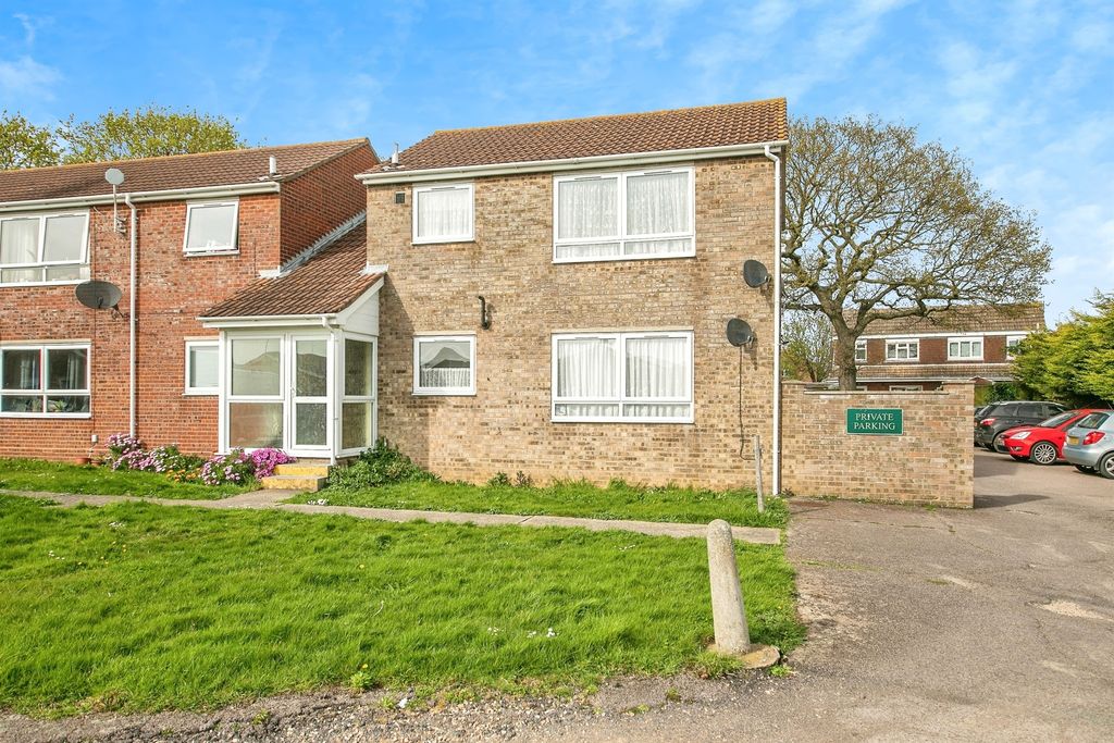 Property photo 1 of 13