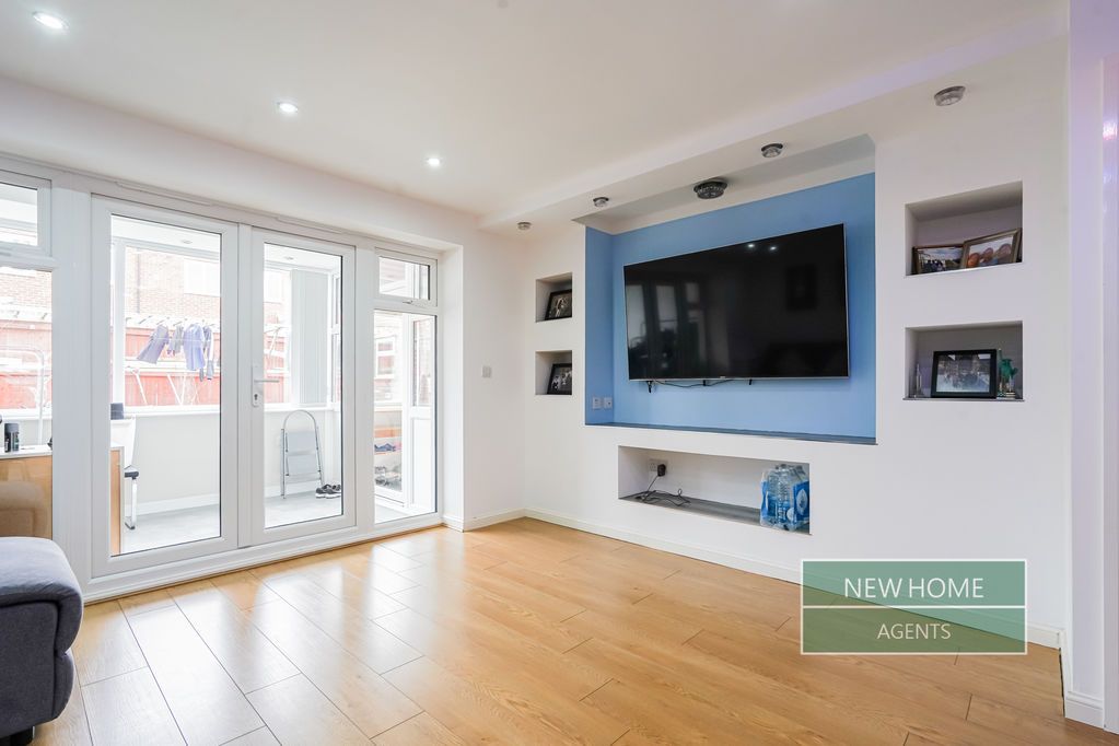 Property photo 2 of 23 Photo 17