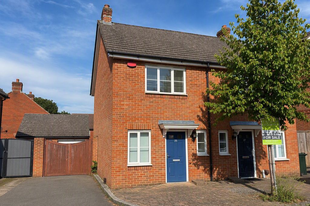 Property photo 1 of 8
