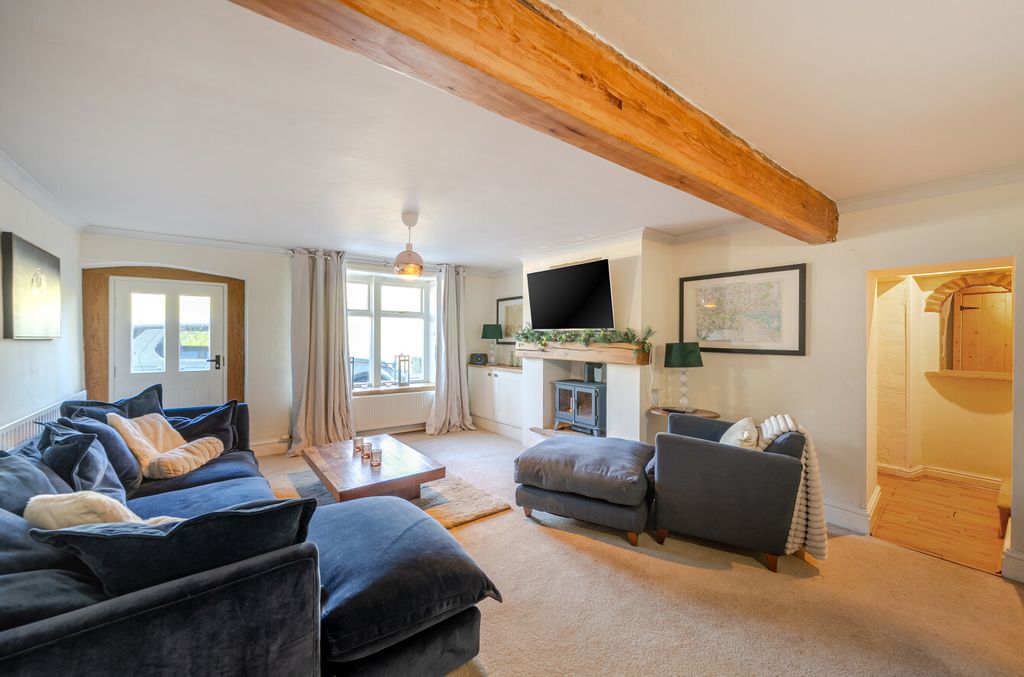 Property photo 3 of 12 1424923-8-69B95cd...