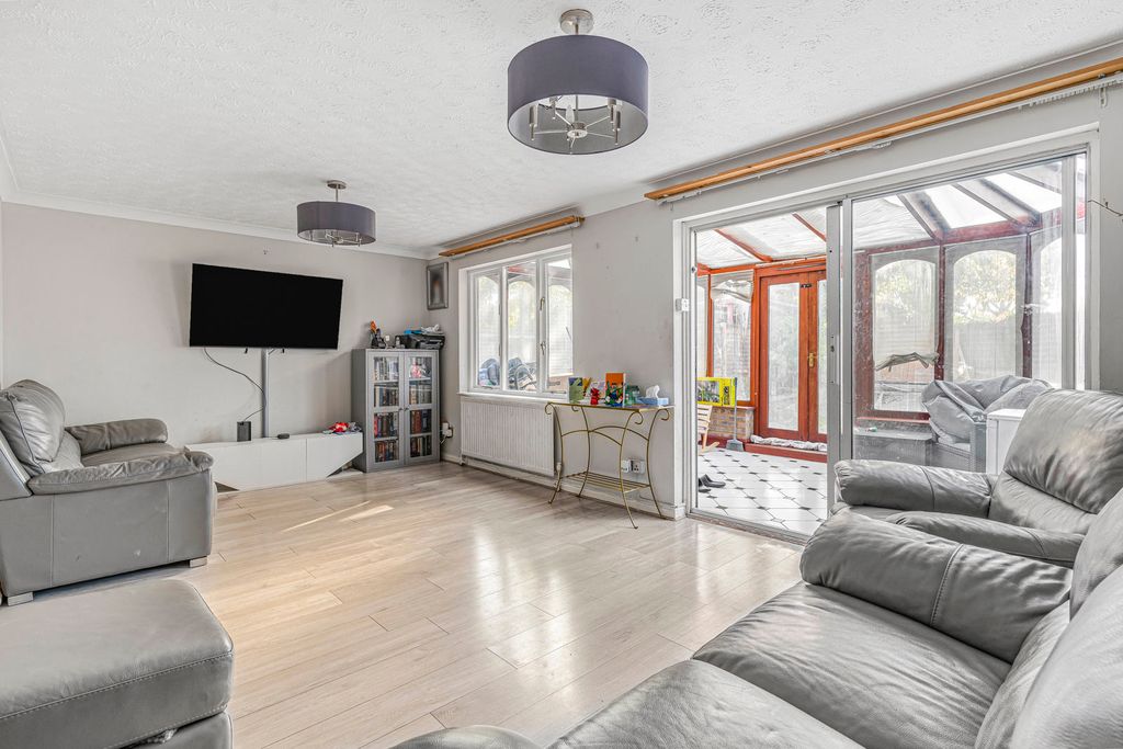 Property photo 2 of 25 Reception Room