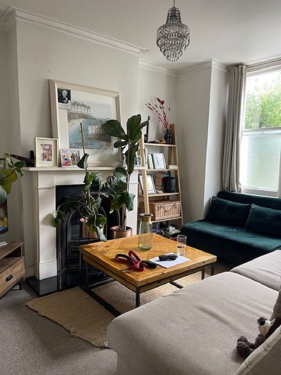 Property photo 1 of 6