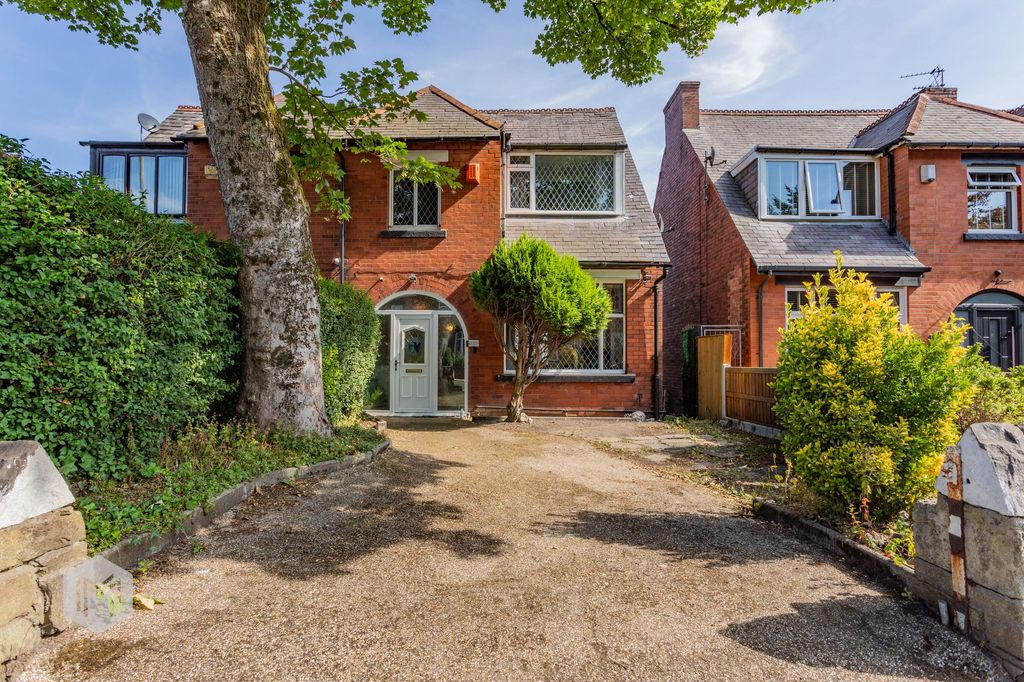 Property photo 1 of 30