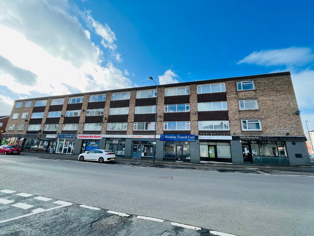 Property photo 1 of 8