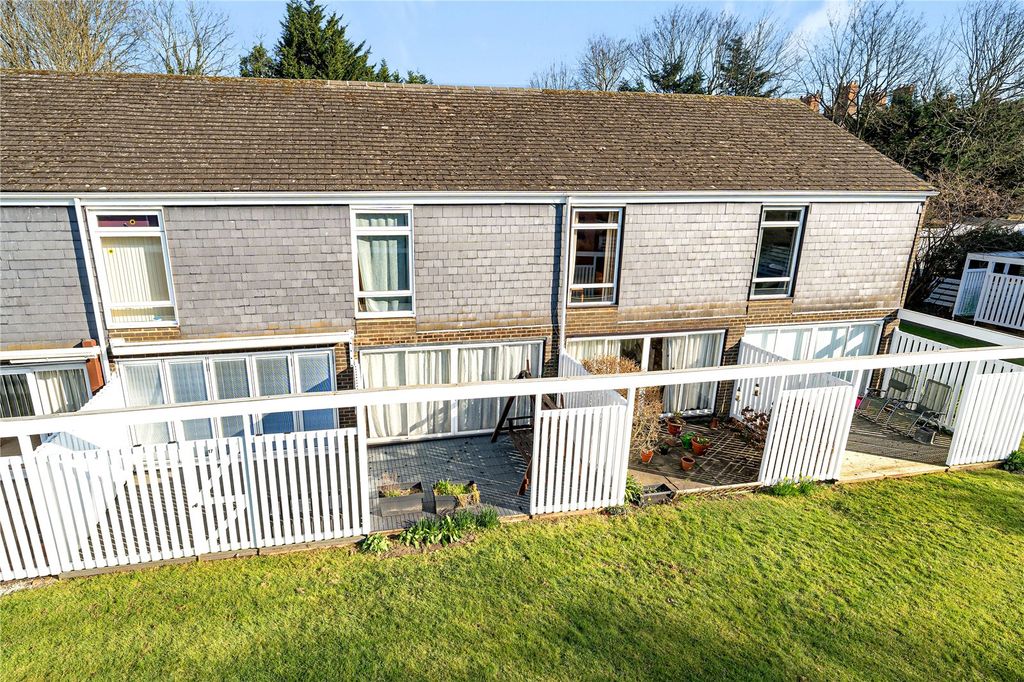 Property photo 1 of 12 Picture No. 17