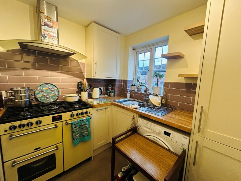 Property photo 3 of 14