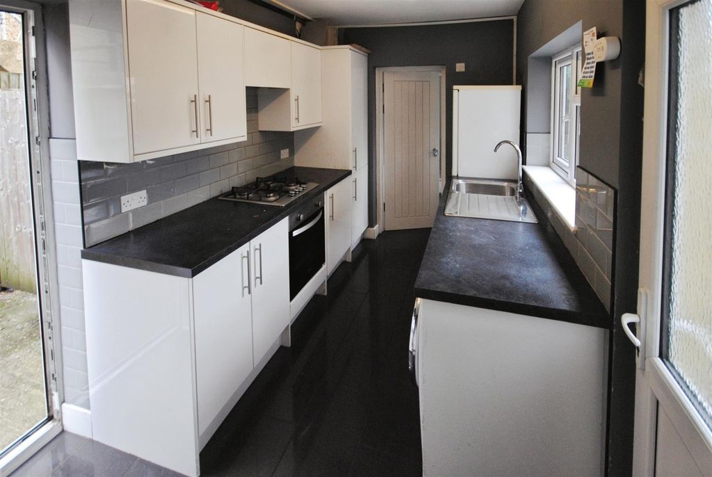 Property photo 3 of 7 E1585317-Dsc_0001.Jpg