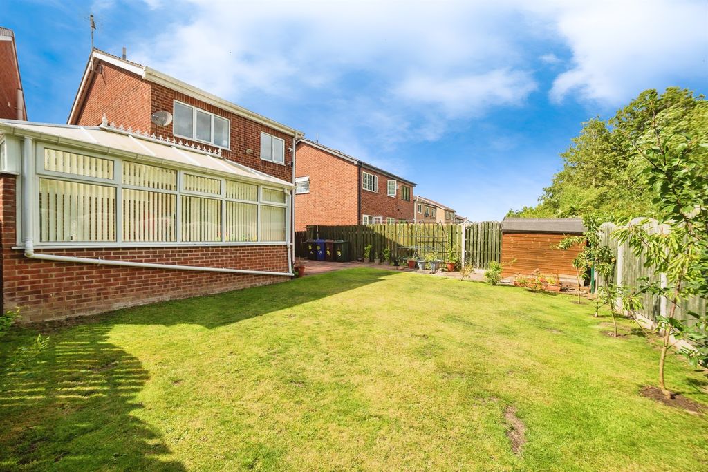 Property photo 3 of 19 Image