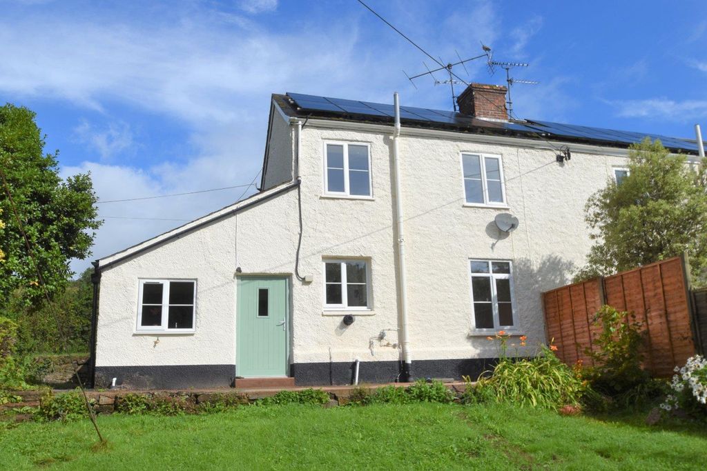 Property photo 1 of 13 Tiverton Seddons