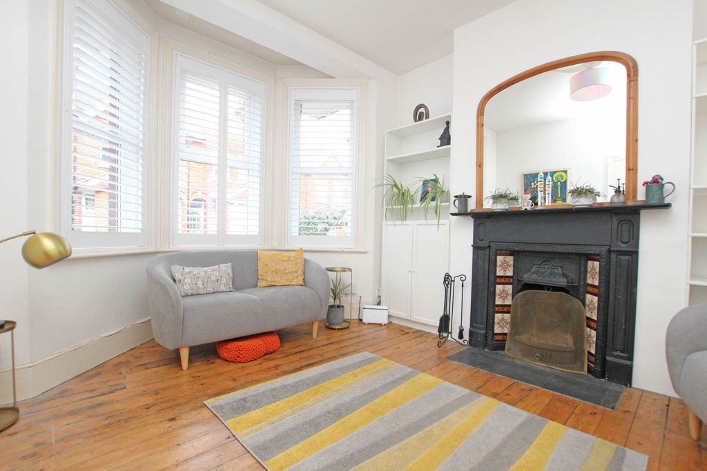 Property photo 2 of 16