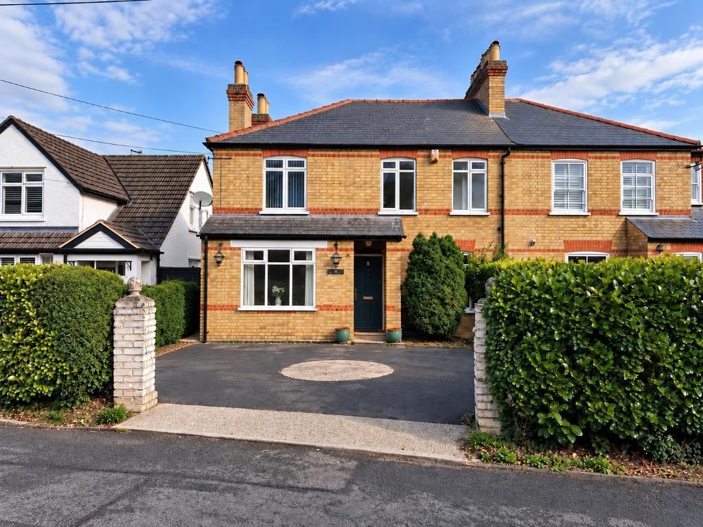 Property photo 1 of 13