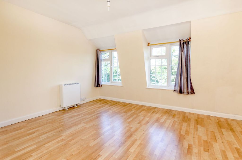 Property photo 1 of 1
