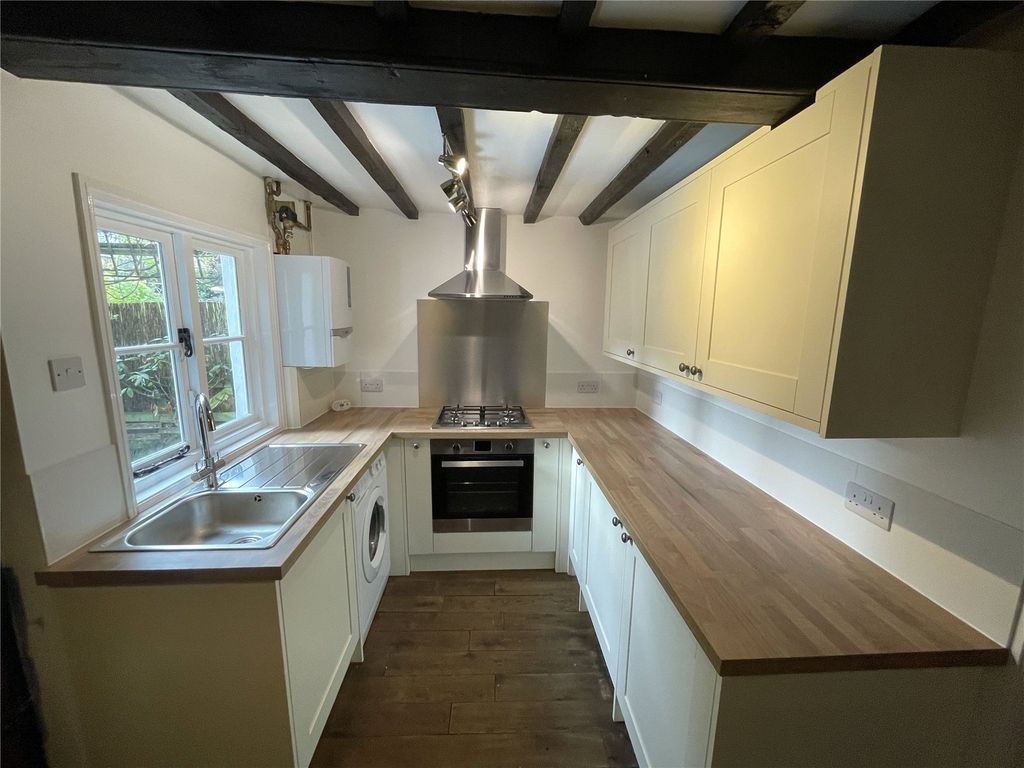 Property photo 2 of 12 Picture No. 33