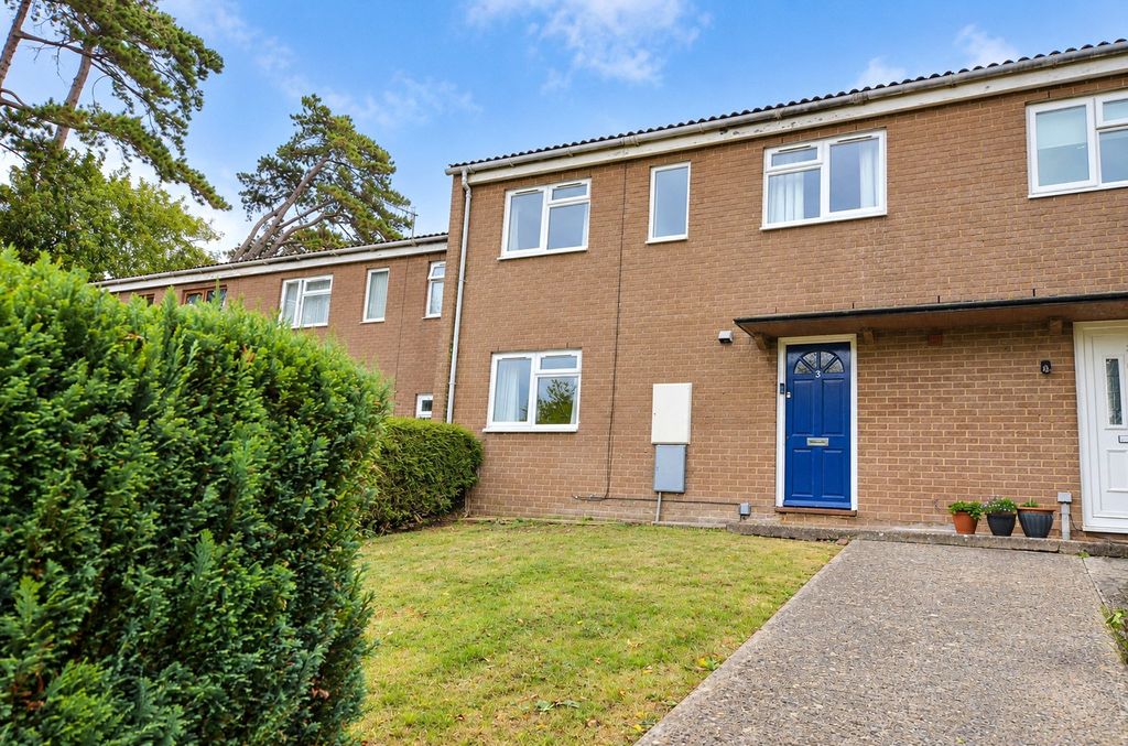 Property photo 1 of 16 Picture No. 02
