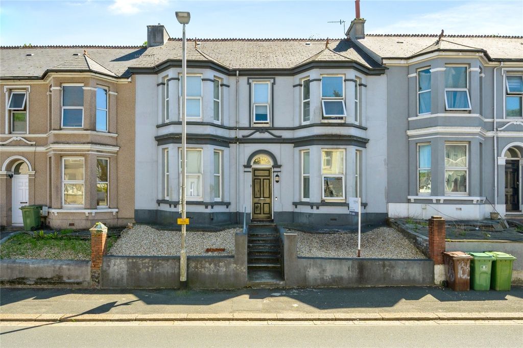 Property photo 1 of 16 Picture No. 04