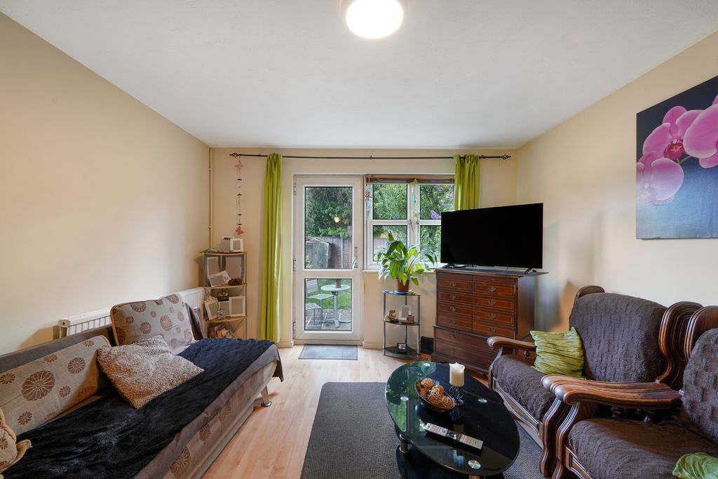 Property photo 2 of 15