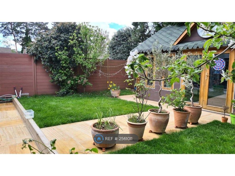 Property photo 3 of 25