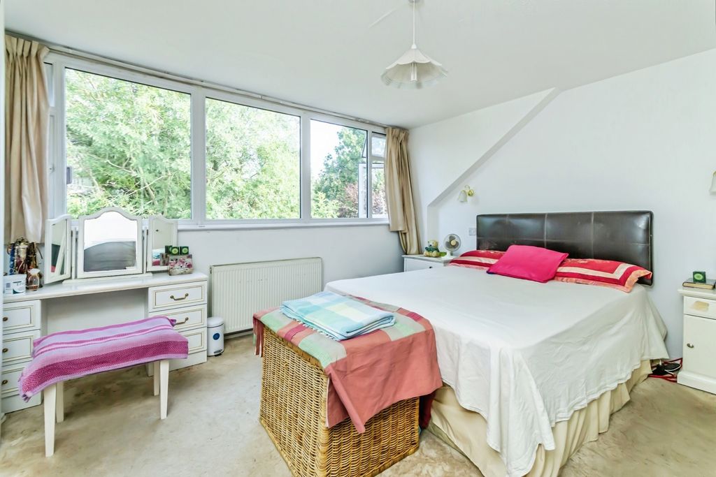 Property photo 3 of 17 Pbox-Img.Jpg
