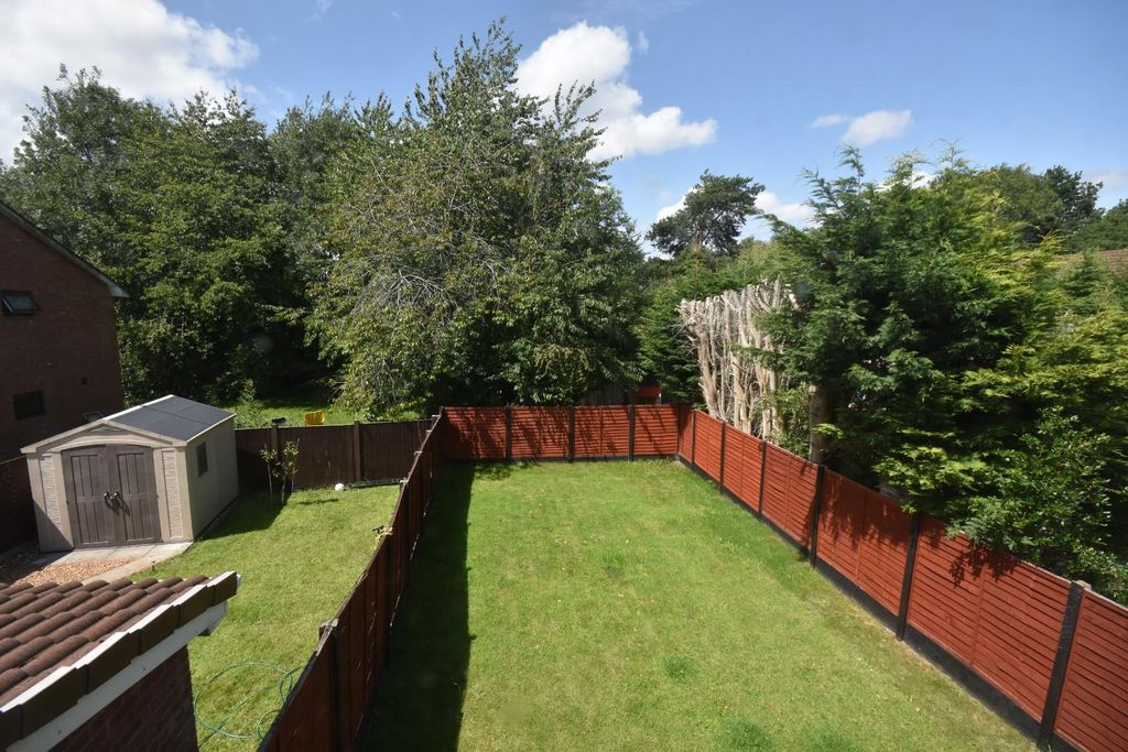 Property photo 2 of 15 Outside