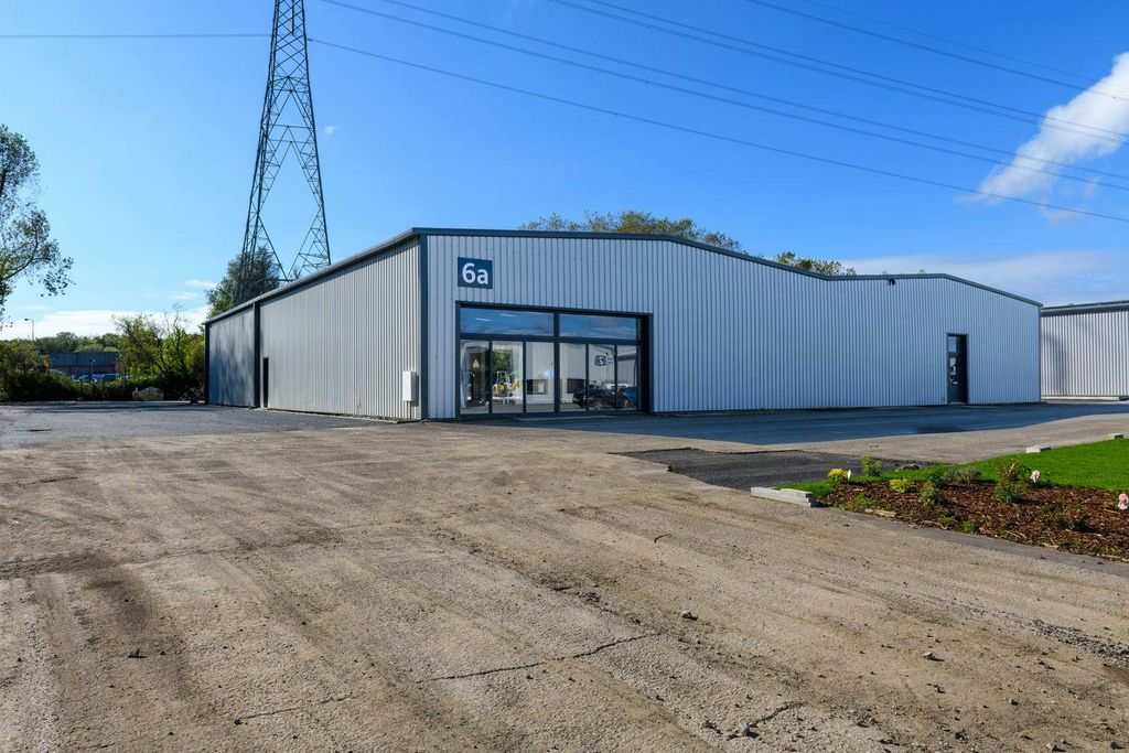 Property photo 3 of 5 6A Ewenny 06.Jpeg