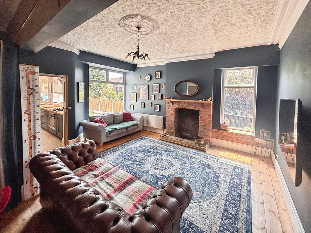 Property photo 3 of 15 Picture No. 14
